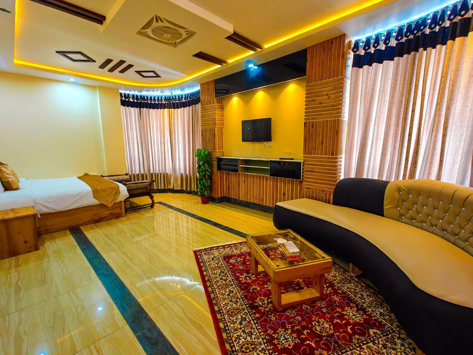 White Forest Hotel Kalam ภายนอก รูปภาพ